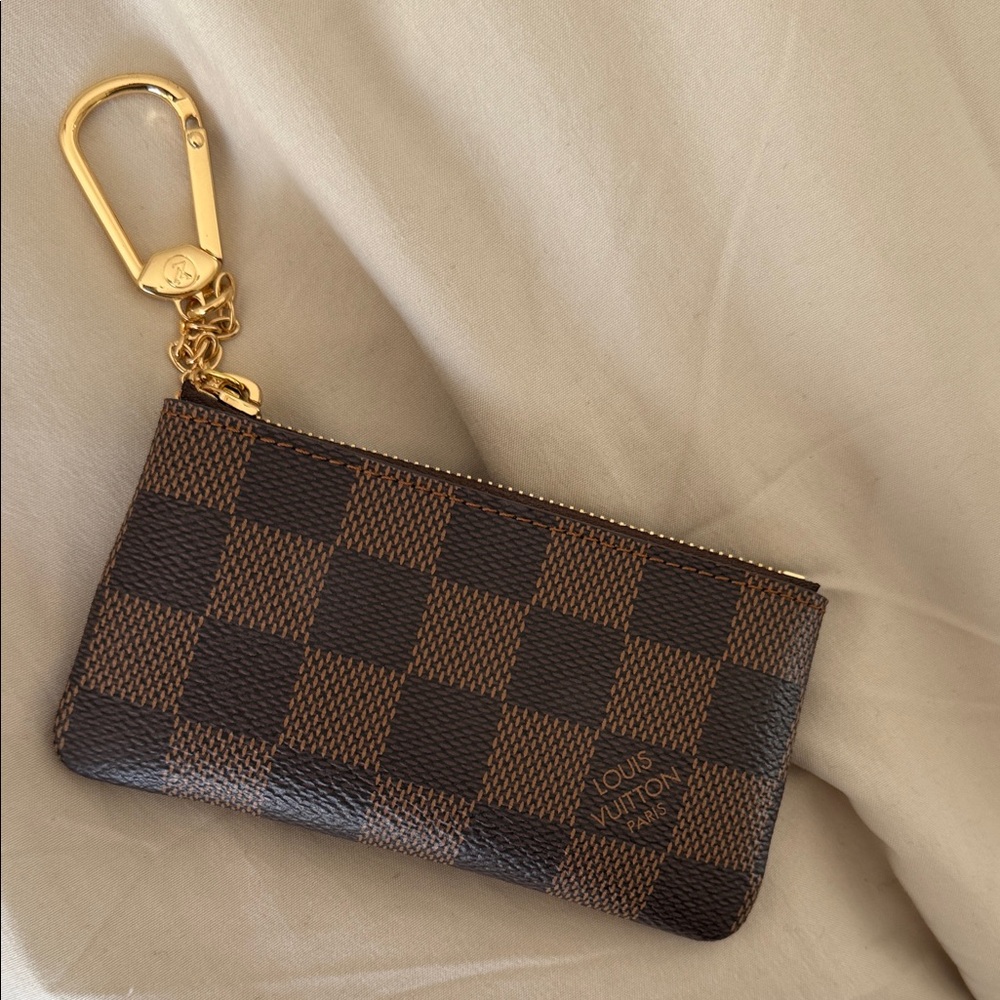 Louis Vuitton Brown Damier Key Pouch with Gold Chain - Picture 2 of 3